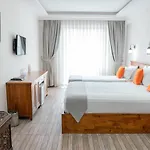 Hotel Infinity 3*