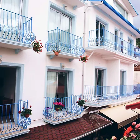 Infinity 3* 페티예