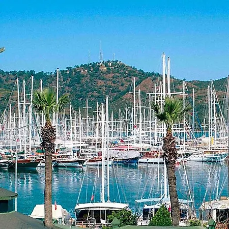 Ξενοδοχείο Infinity 3*